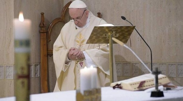 Papa na Missa. Foto: Vatican Media