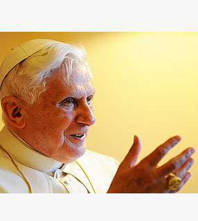''Cada católico, na verdade cada homem, está chamado a atuar com consciência purificada'', afirma Bento XVI