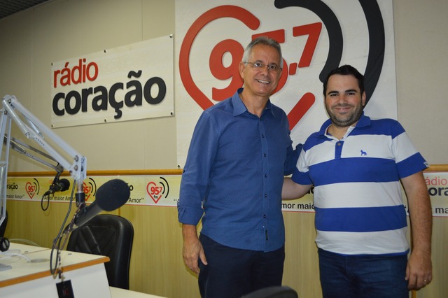 Vereador Sergio Nogueira com o comunicador Alcemir Soares, na segunda-feira(23/04) na Rádio Coração. 