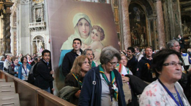 Nunca se atacou tanto a família e o matrimônio como atualmente, denuncia o Papa Francisco