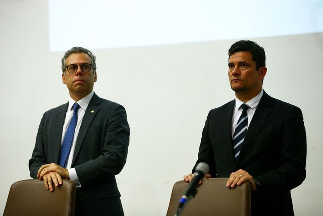 O secretário Nacional do Consumidor, Luciano Timm, e o ministro da Justiça e Segurança Pública, Sergio Moro, durante abertura do seminário A Regulação da Publicidade Infantil: Mídia Tradicional x Plataforma Digital - Marcelo Camargo/Agência Brasil