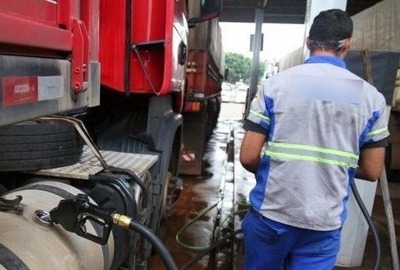 A diminuição da tarifa pode impactar no preço de diversos produtos que chegam ao mercado por meio de caminhões
foto - Blog dos Caminhoneiros