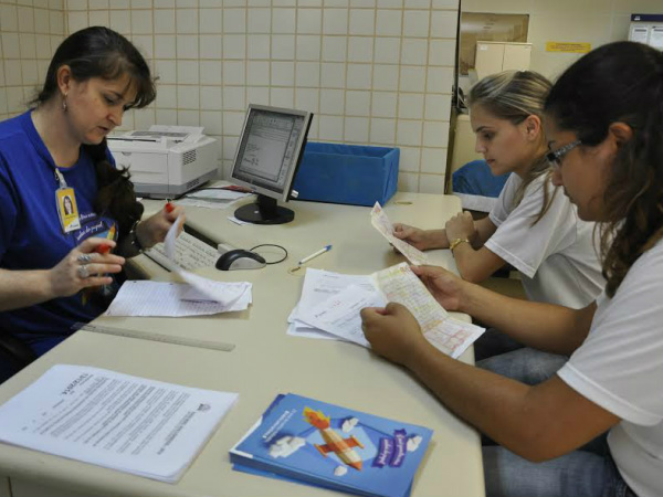 Mais de 900 cartas a Papai Noel já foram adotadas