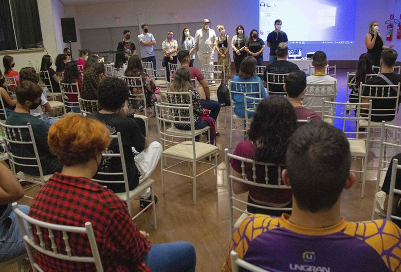 EDUCAÇÃO
Publicidade e Propaganda da Unigran realiza a recepção dos calouros 2022
08 fevereiro 2022 - 06h46Por Da Redação

Os acadêmicos foram apresentados à parte do corpo docentes do curso - Crédito: Divulgação