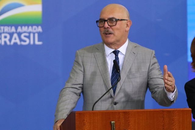O ministro da Educação, Milton Ribeiro, detalha as regras para quitação de dívidas de financiamento estudantil. - Fabio Rodrigues-Pozzebom/ Agencia Brasil