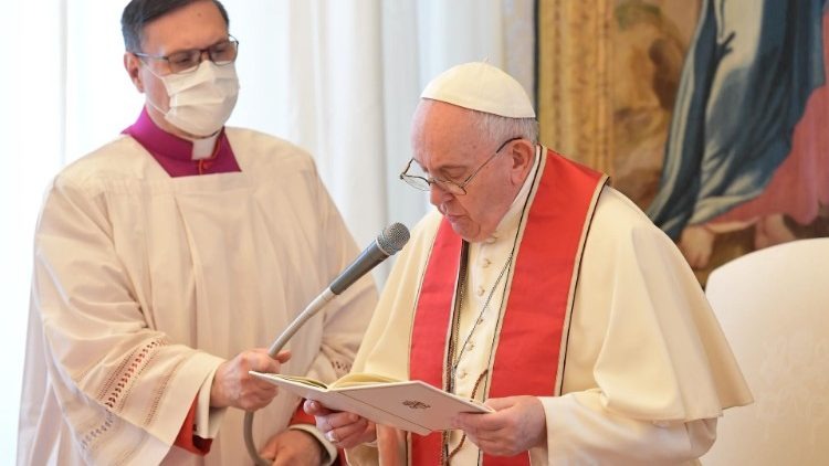 O Papa durante o Consistório Ordinário Público para a canonização em março de 2021  (Vatican Media)