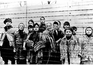 Documento católico-evangélico recorda 70 anos de Auschwitz