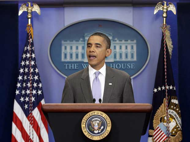Barack Obama falou sobre acordo entre líderes republicanos e democratas na noite do domingo (31) (Foto: Carolyn Kaster/AP)