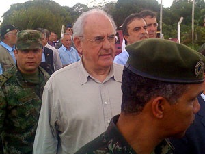 O ex-ministro Nelson Jobim em evento no AM nesta
quinta (Foto: Fernando Gallo / Agência Estado)