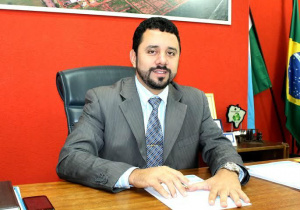 prefeito de Itaporã Wallas Milfont