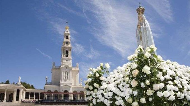 Imagem de Nossa Senhora de Fátima no santuário em Portugal / Foto: Santuário de Fátima
