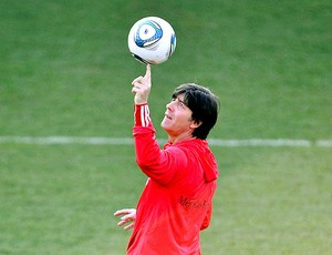 Joaquim Löw vai usar base do Bayern contra a 
Seleção Brasileira nesta quarta (Foto: EFE)
