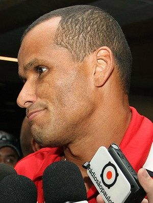 Rivaldo em entrevista (Foto: Luiz Pires / Vipcomm)