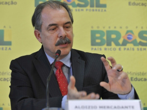 Aloizio Mercadante, ministro da Educação.