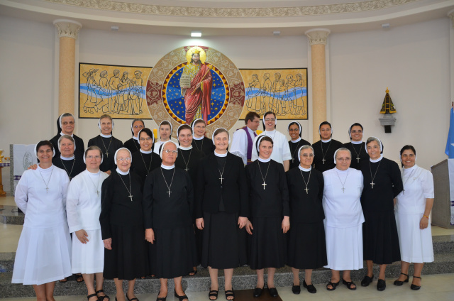 25 anos da congregação das irmãs 'Apóstolas do Sagrado Coração de Jesus'