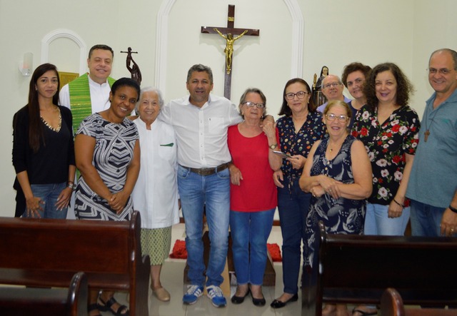 Pe. Alex Dias preside 1ª missa do ano na Rádio Coração
