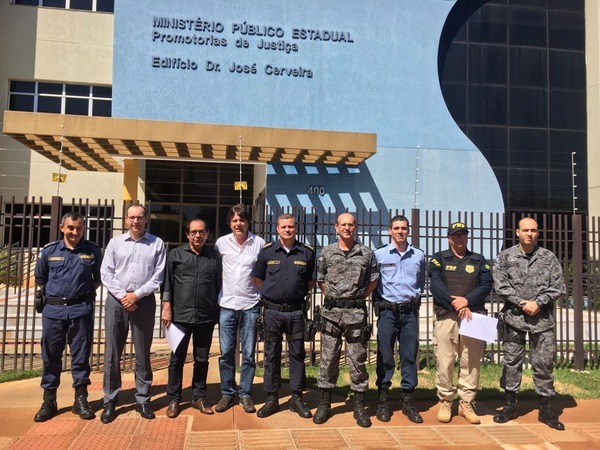 Promotoria convocou re-presentantes de todos os órgãos ligados à fiscalização em Dourados
Foto - MPMS
