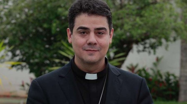 Padre Robson de Oliveira. Foto: Facebook Padre Robson de Oliveira