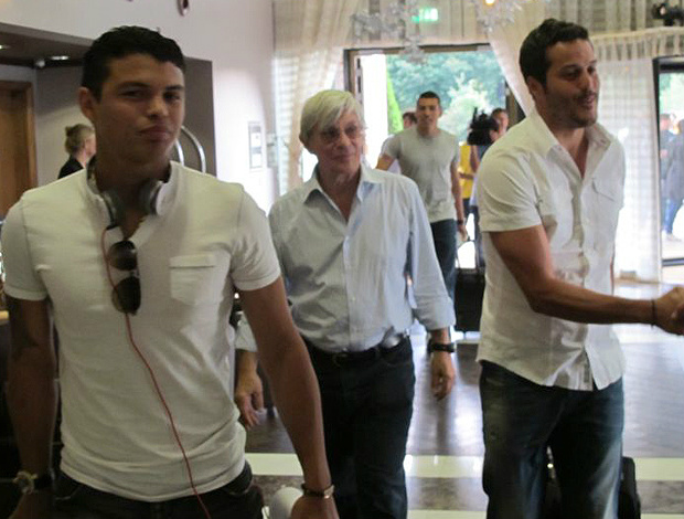 Thiago Silva, Julio César e Lúcio chegam a Londres (Foto: Leandro Canônico/Globoesporte.com)