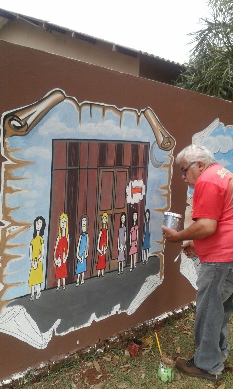 Artista conta com os desenhos, a história e o dia a dia da catequese na região. Foto: Estanislau Sanabria/RC