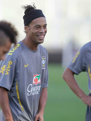 Ronaldinho é a principal estrela da atual Seleção
(Foto: Mowa Press)