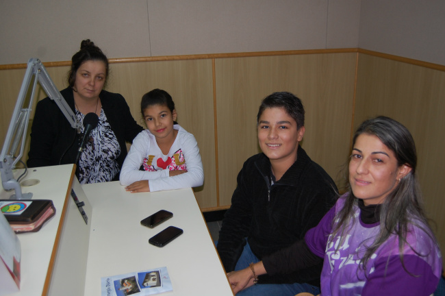 Joelma e os filhos com nossa comunicadora Ozair Sanabria