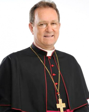 Dom Anuar Batisti, arcebispo de Maringá/PR