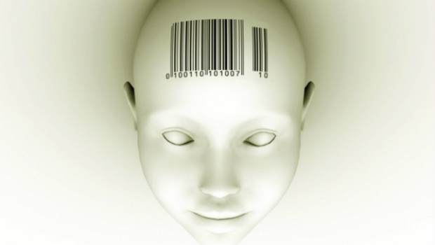 Sedução: anúncios elaborados podem pular o alerta consciente dos clientes e influenciar na decisão de compra dos produtos (Hemera)