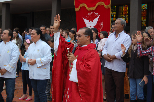 Festa do Divino - Carreata, missa e festejos em Rio Brilhante