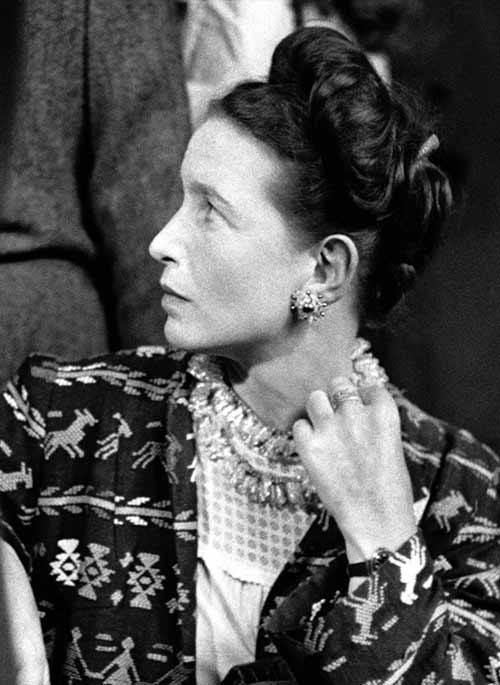 Simone de Beauvoir, filósofa e ativista francesa do século XX.