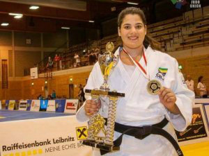 Camila garantiu vaga na primeira etapa da Seletiva Tóquio 2020 (Foto: Reprodução/ Facebook)