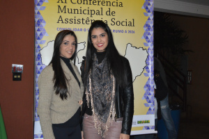 Fabiana Gulart e sua filha Jéssica Gulart, representaram a Rádio Coração no evento.