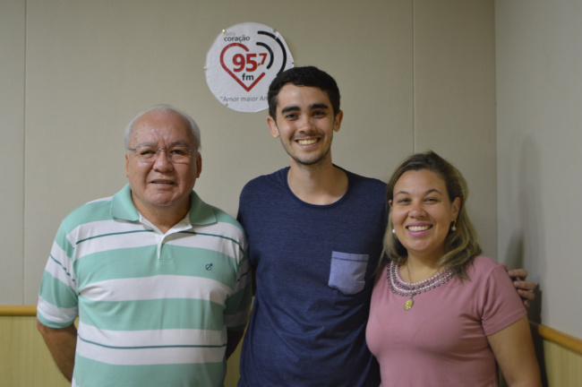 Dr. Mário Cerveira, Gabriel Fernandes e Fabiane Vieira. Foto: Pâmela Vanessa/RC