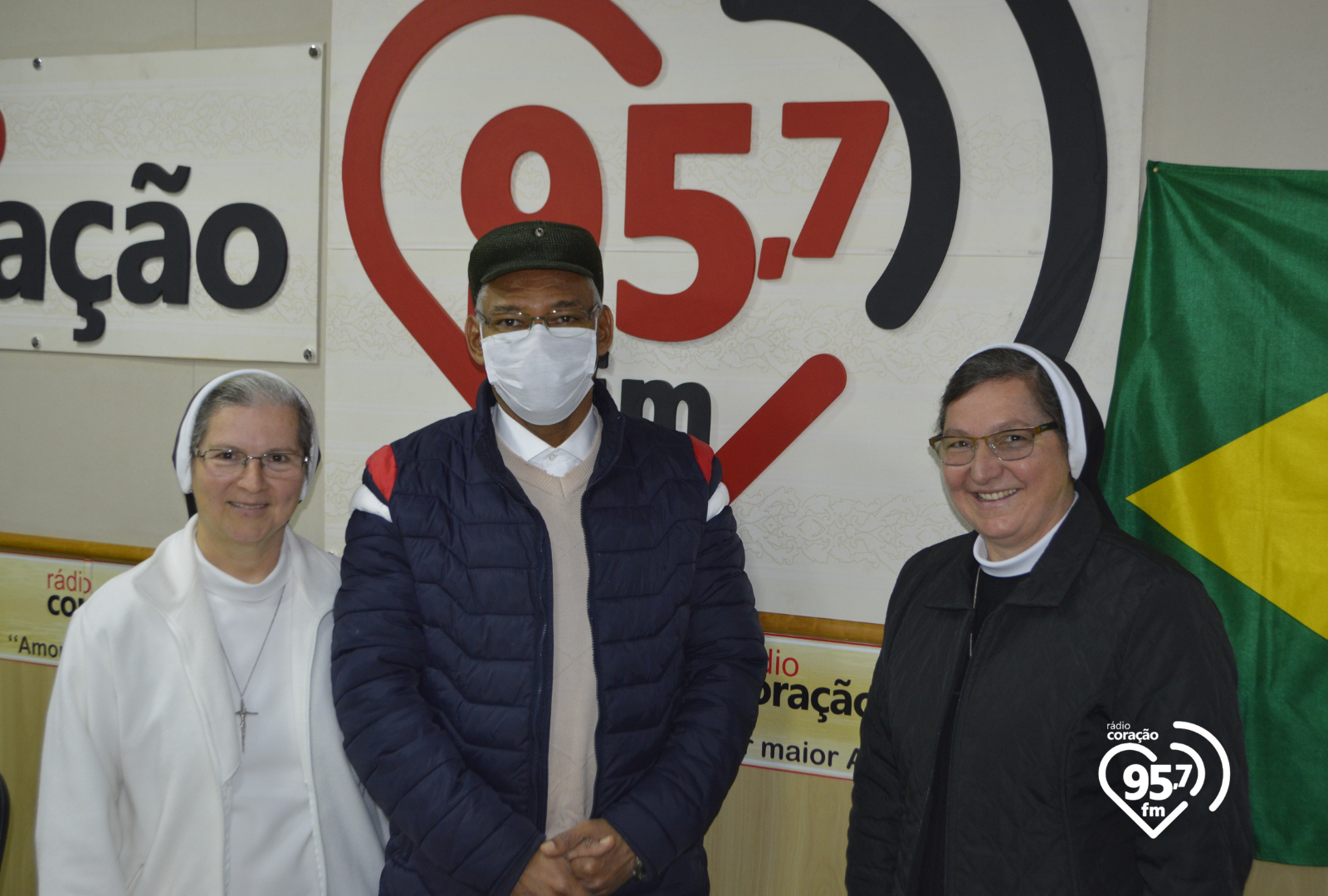 Irmã Ilza, Dom Henrique e Irmã Lucí.
Foto: Sávio Canupa / Rádio Coração.