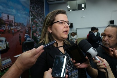 Presidente da Câmara, Daniela Hall, estuda intervenção judicial para realizar extraordinária