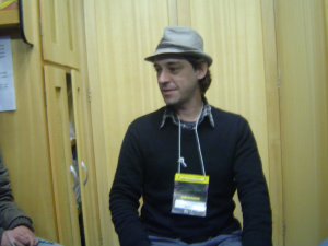 Ator Rodrigo Calistro, de Florianópolis (SC) que estará presente na programação de Dourados.