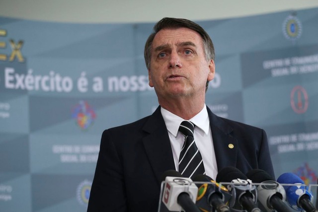Médico confirma cirurgia de Bolsonaro para o dia 28 de janeiro