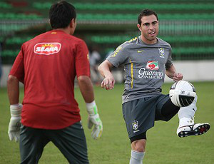 Goleiro Diego Alves e meia Bruno César serão
titulares pela primeira vez (Foto: Rafael Ribeiro/CBF)