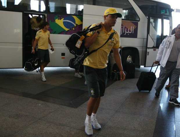 Thiago Silva, que não participou do jogo em Libreville, deve atuar contra o Egito (Foto: Mowa Press)