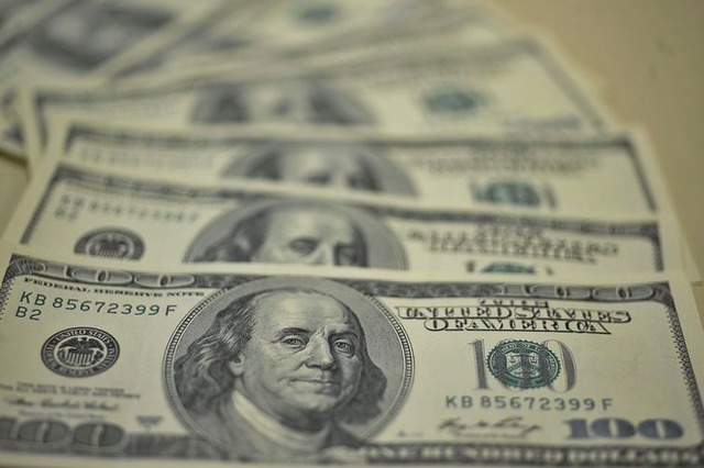 No segundo dia de operação da Bolsa de São Paulo neste ano, o dólar fechou a R$ 3,7542 - Arquivo/Agência Brasil