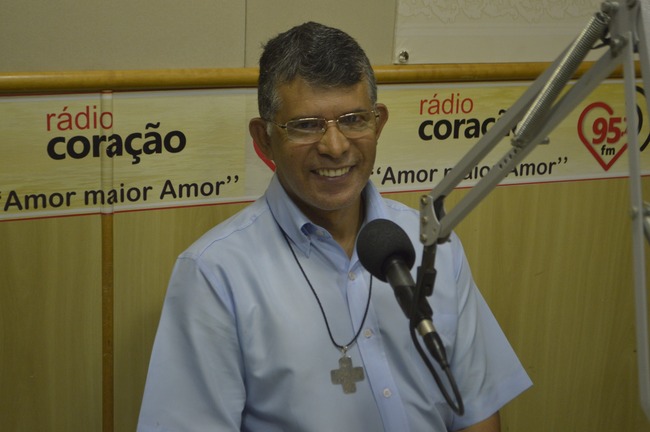 Padre Reginaldo Antonio. Foto: Rádio Coração FM