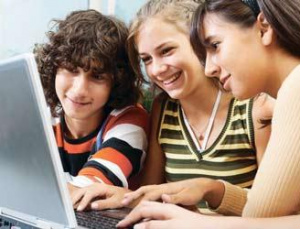 “Lectionautas” usa como instrumento a internet para adaptar a Palavra de Deus à linguagem simples do jovem internauta