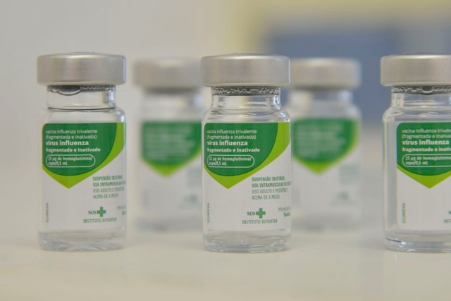 Governo quer antecipar entrega de vacinas contra influenza no Amazonas