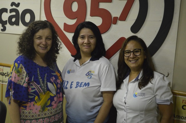 Ozair Sanabria, Irmã Adriana Renata Santos (diretora da EIC) e Eliane Maria Amaro (supervisora escolar da EIC). Foto: Rádio Coração FM