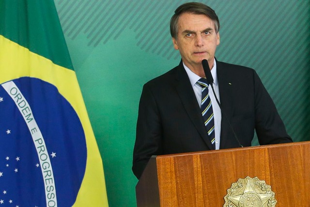 Bolsonaro terá agenda internacional intensa a partir deste mês
