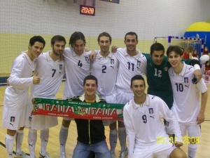 A Aefa ainda terá em quadra, o douradense Babalu (primeiro, na foto), da Seleção Italiana 