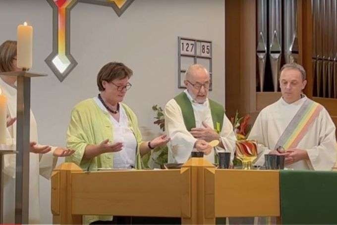 Imagem: Katholisches Medienzentrum / YouTube - Captura de tela