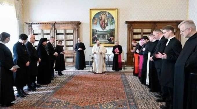 Papa Francisco com delegação ecumênica da Finlândia / Vatican Media