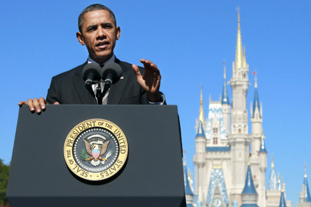 O presidente Barack Obama no seu discurso sobre turismo, nesta quinta (19), durante visita à Disney World, na Flórida (Foto: Haraz N. Ghanbari / AP)
