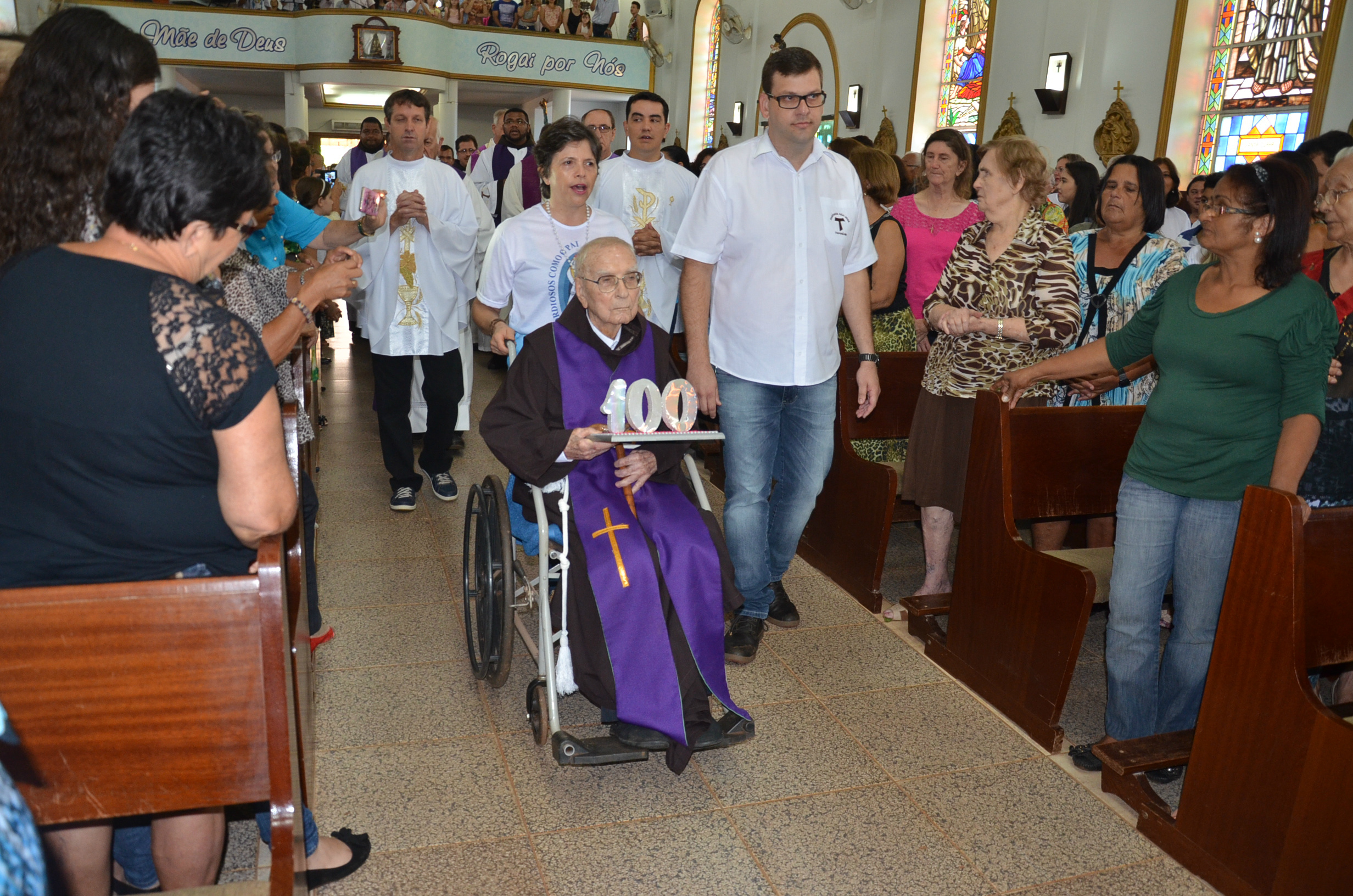 Missa em celebração pelos 100 anos do Frei Mateus